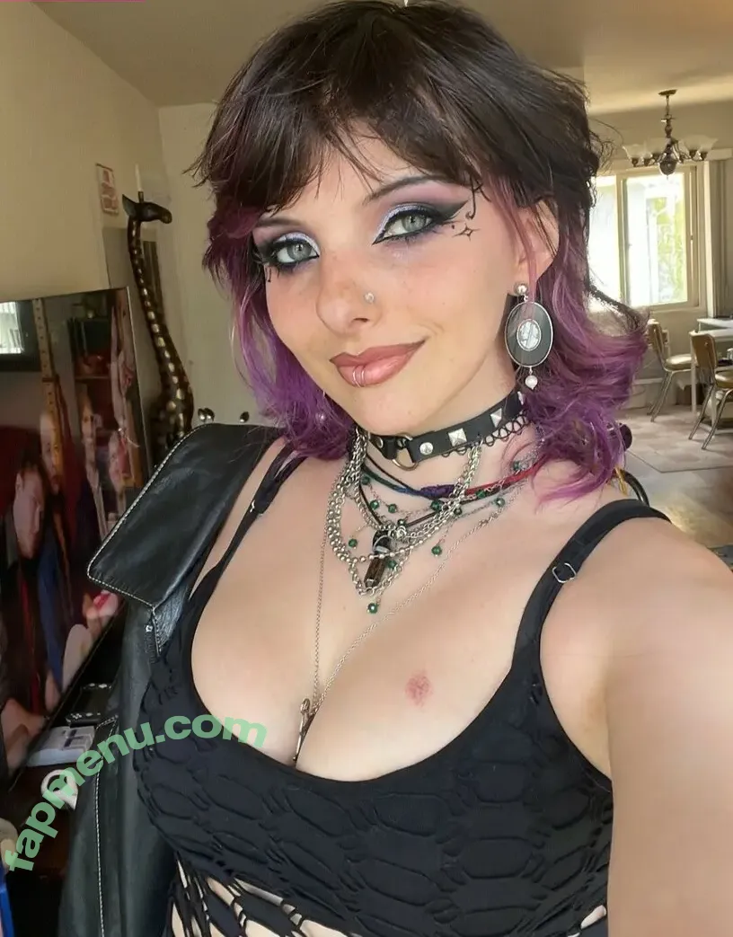 raephemel nude photo #0113 (raephemel)