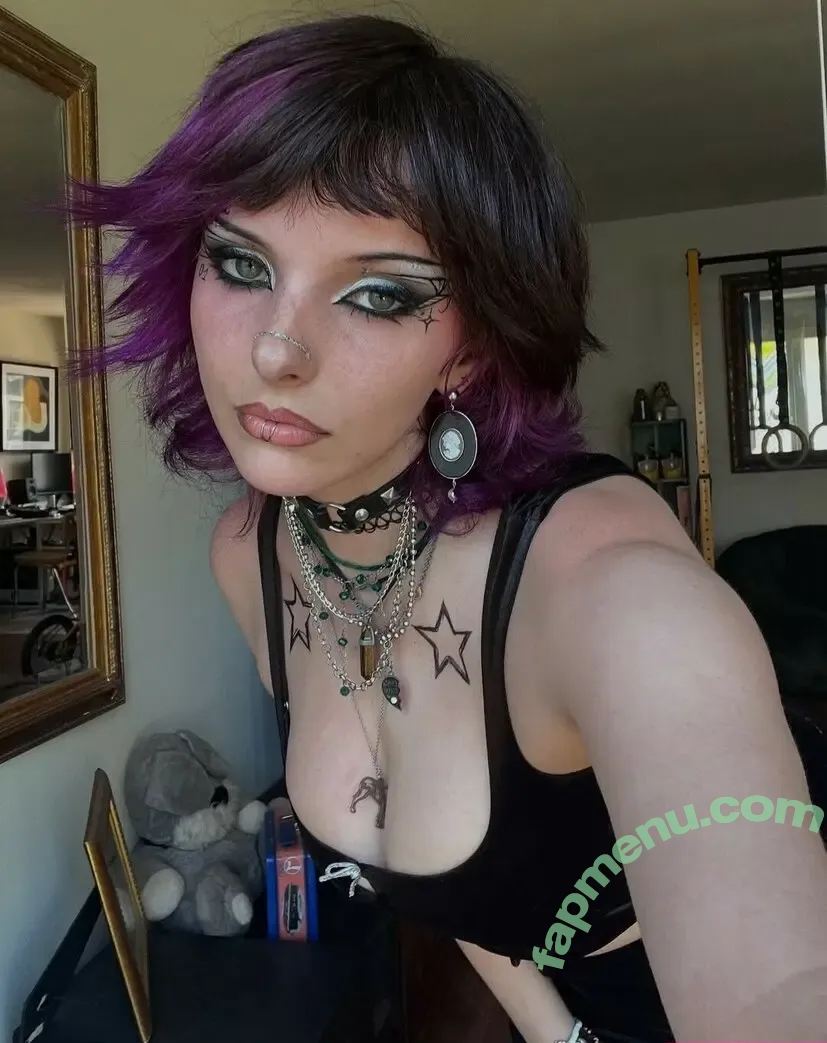 raephemel nude photo #0136 (raephemel)