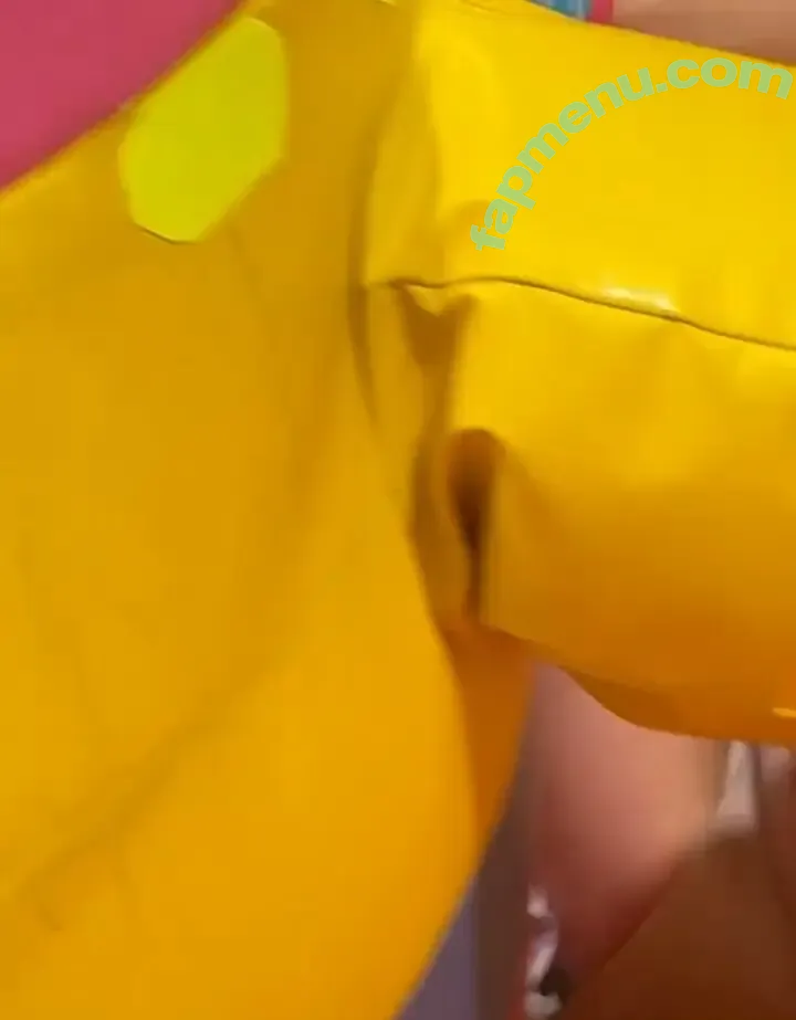 raephemel nude photo #0161 (raephemel)