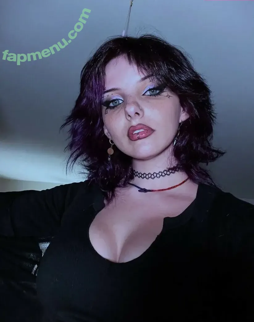 raephemel nude photo #0168 (raephemel)