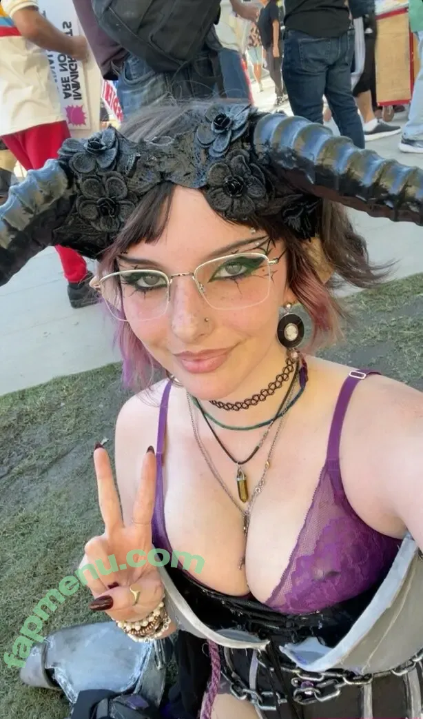 raephemel nude photo #0181 (raephemel)