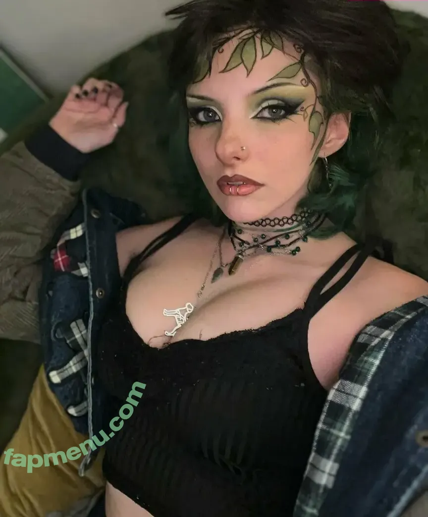 raephemel nude photo #0276 (raephemel)