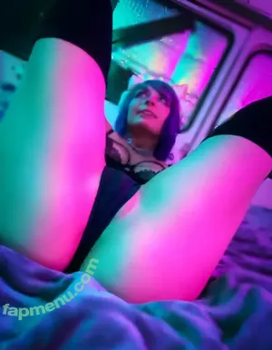 raeraefox / theraefox nude photo #0013