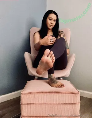  nude photo #0004