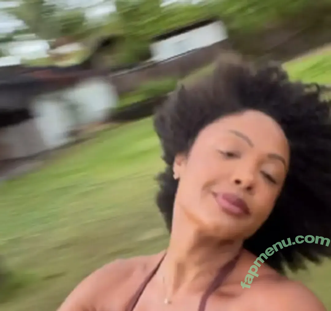 Rafaela Moreira nude photo #0037 (Rafaelaamoreira2 / rafaelaamoreiira.2)