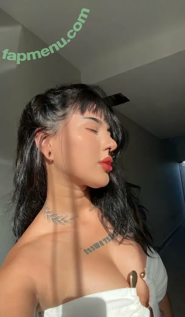 rafaelaferrarifree nude photo #0006 (rafaelaferrarifree)