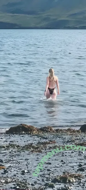 Ragga Ragnars / RagnheiÃ°ur RagnarsdÃ³ttir / raggaragnars / ragnarzdrapa nude photo #0387