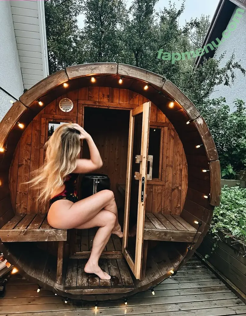 Ragga Ragnars nude photo #0375 (RagnheiÃ°ur RagnarsdÃ³ttir / pajarico / raggaragnars)