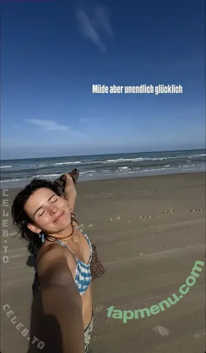 Rahel.Zoe nude photo #0141