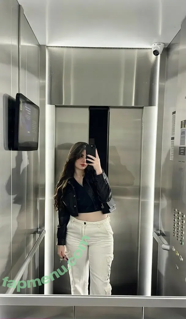 Rahkys nude photo #0011 (rahkyslol)
