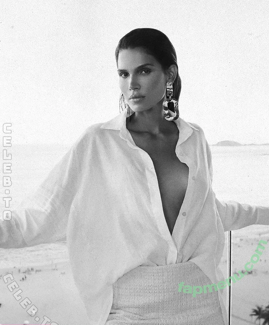 Raica Oliveira nude photo #0135 (Raica_O / raica_oliveira)