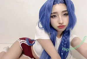 Raika / Lyka Arit / harveybeaksey nude photo #0024