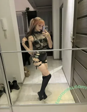  nude photo #0003