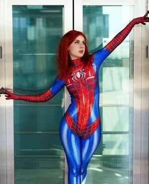 Raineemery / emerysealion nude photo #0002