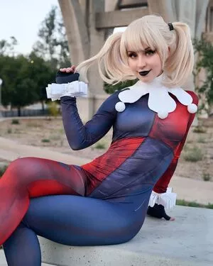 Raineemery / emerysealion nude photo #0035