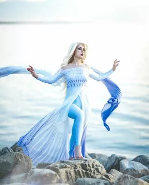 Raineemery / emerysealion nude photo #0041