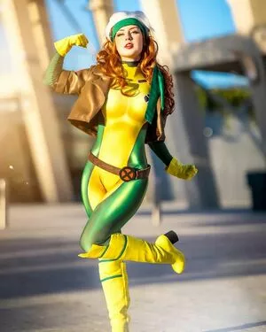 Raineemery / emerysealion nude photo #0100