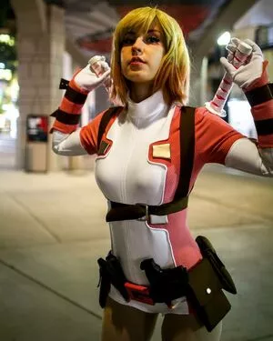 Raineemery / emerysealion nude photo #0119