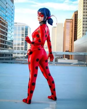 Raineemery / emerysealion nude photo #0120