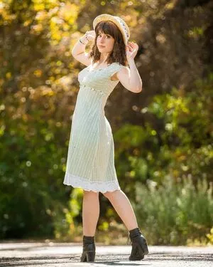 Raineemery / emerysealion nude photo #0154