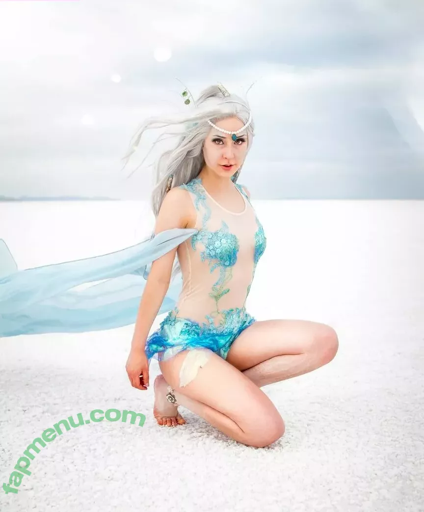 Raineemery nude photo #0010 (emerysealion)