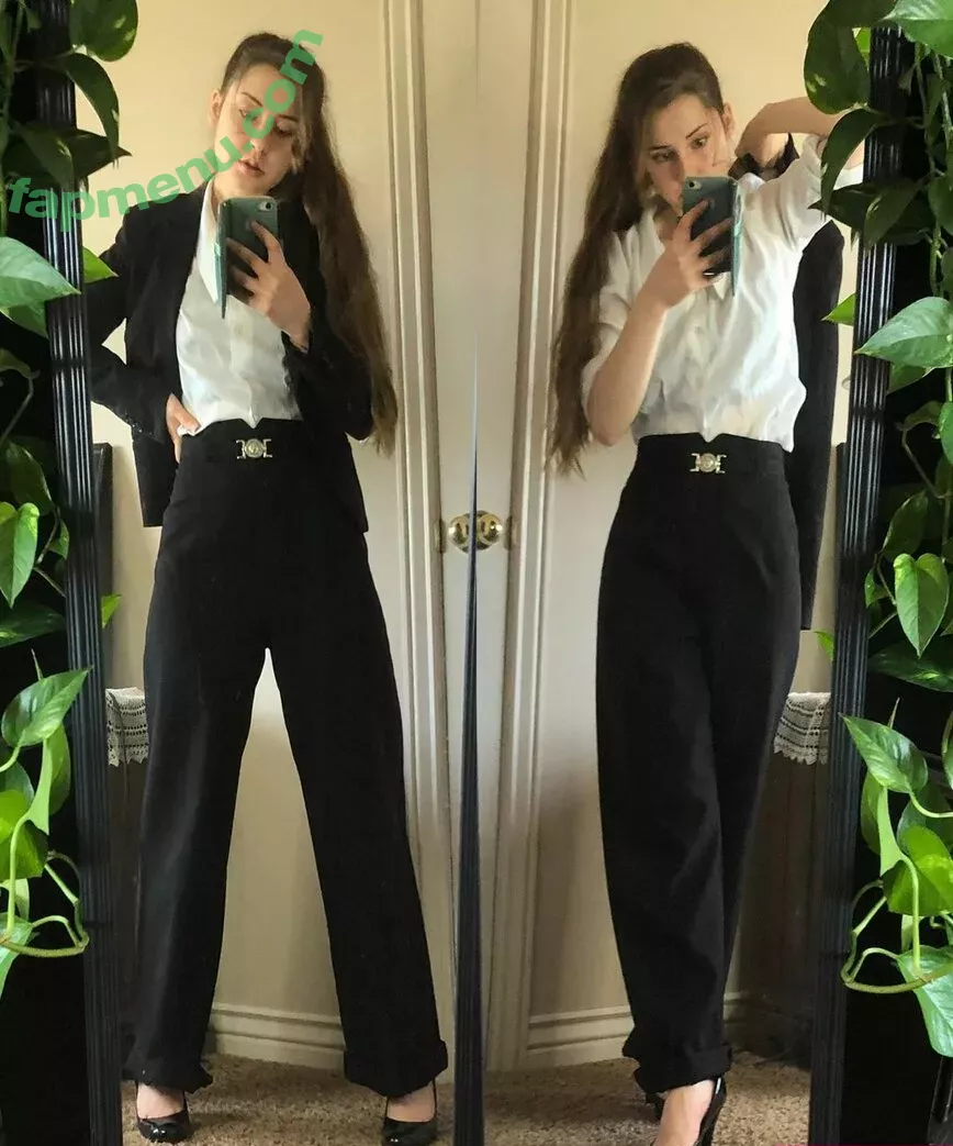 Raineemery nude photo #0015 (emerysealion)