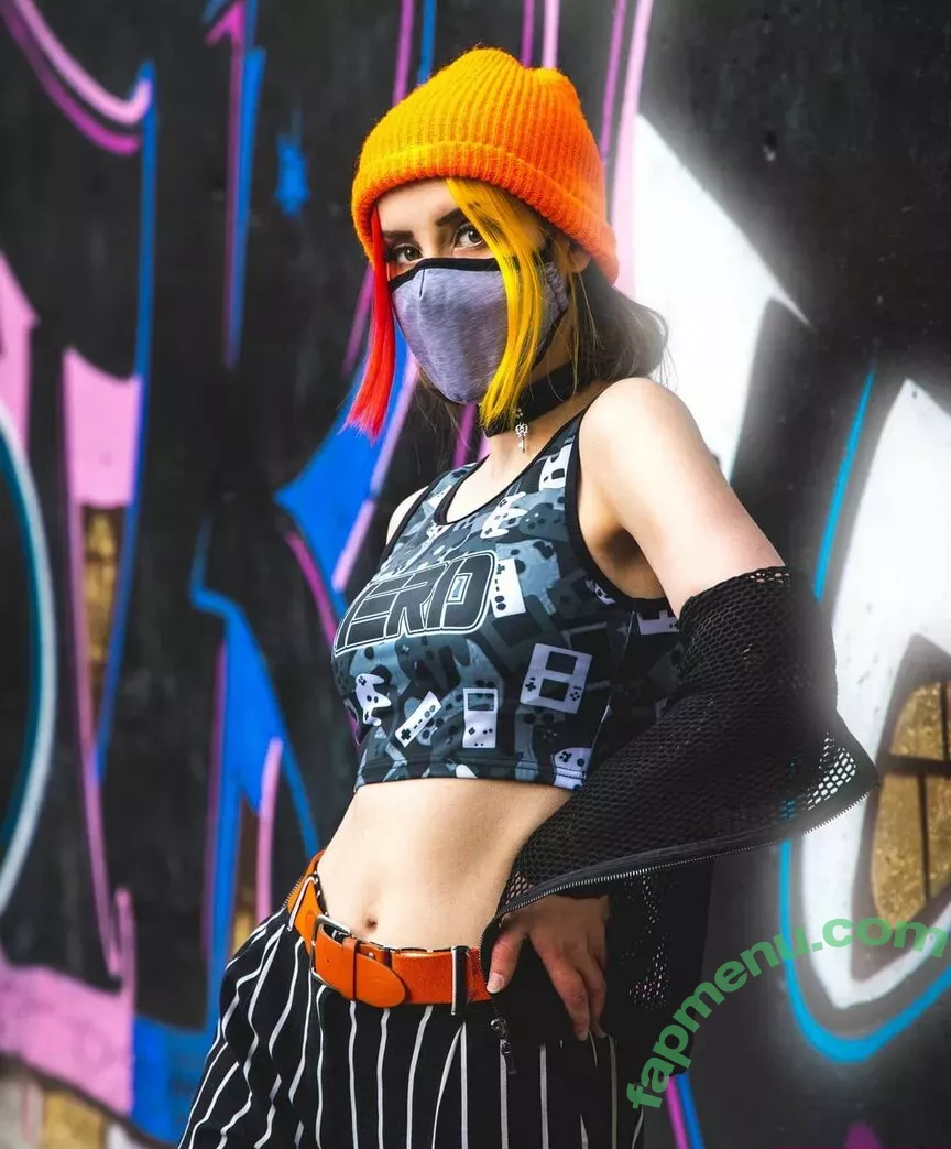 Raineemery nude photo #0022 (emerysealion)