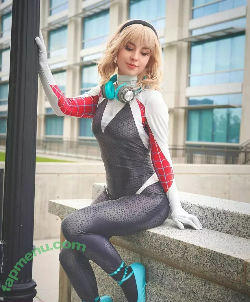 Raineemery nude photo #0049 (emerysealion)