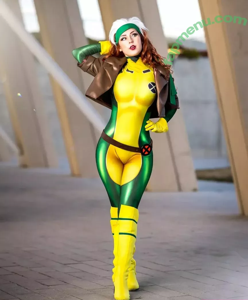 Raineemery nude photo #0055 (emerysealion)