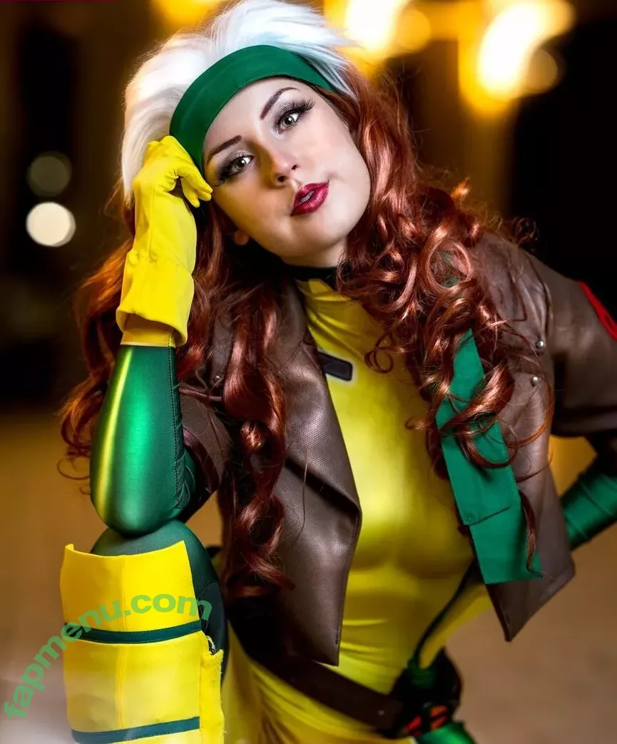 Raineemery nude photo #0056 (emerysealion)