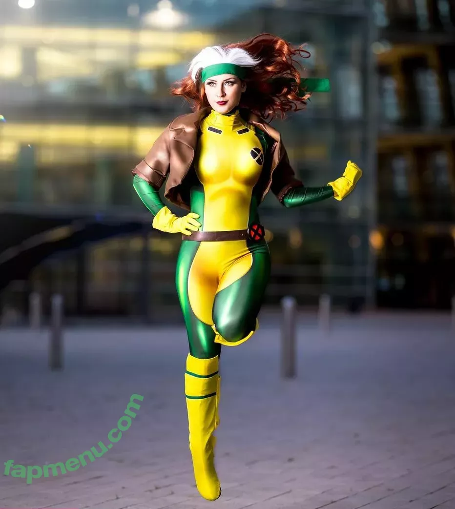 Raineemery nude photo #0062 (emerysealion)