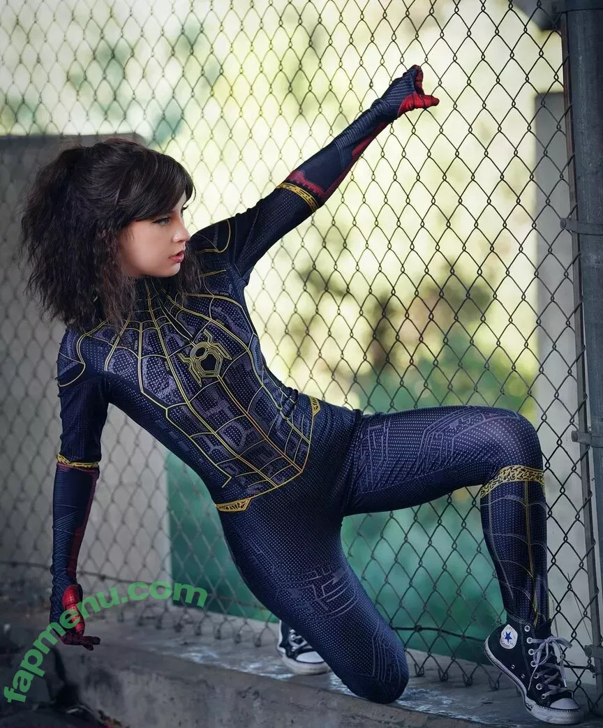 Raineemery nude photo #0090 (emerysealion)