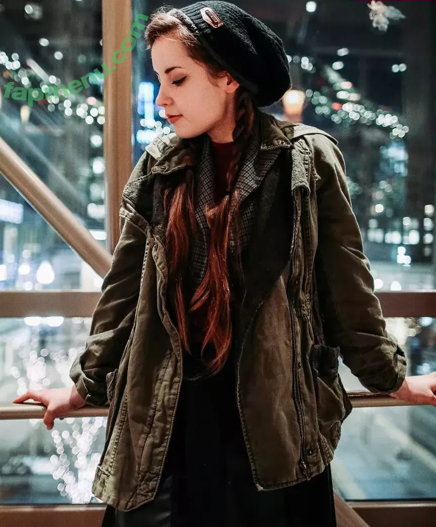 Raineemery nude photo #0124 (emerysealion)