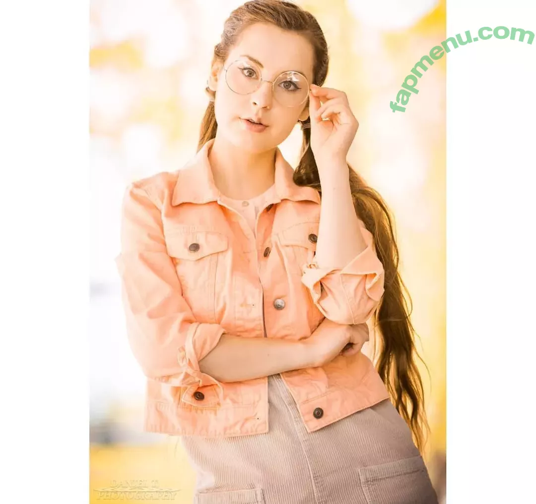 Raineemery nude photo #0133 (emerysealion)