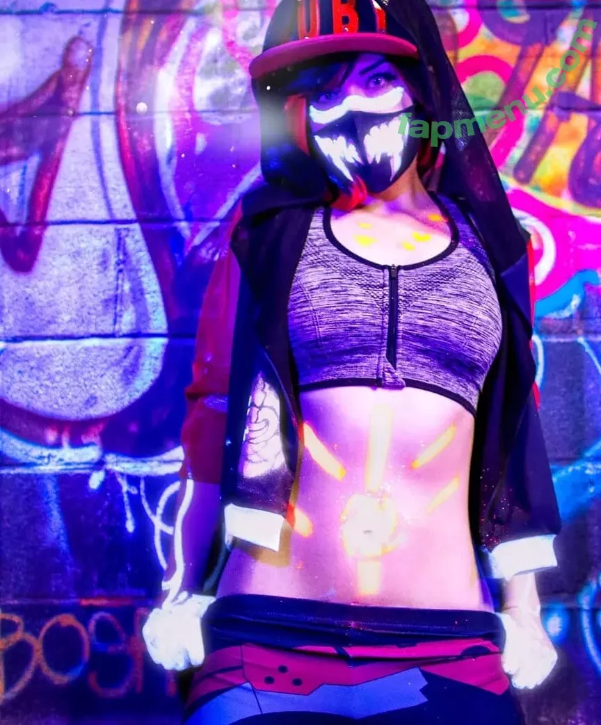 Raineemery nude photo #0138 (emerysealion)