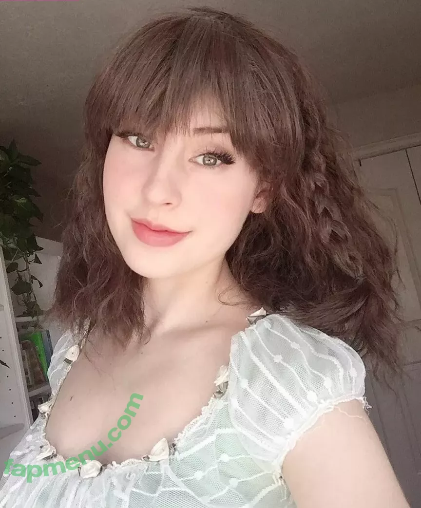 Raineemery nude photo #0151 (emerysealion)