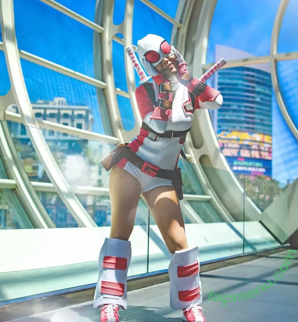 Raineemery nude photo #0152 (emerysealion)