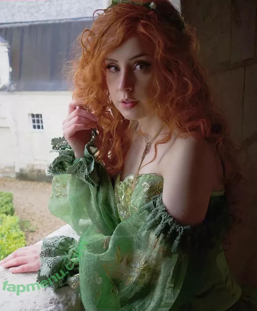 Raineemery nude photo #0187 (emerysealion)