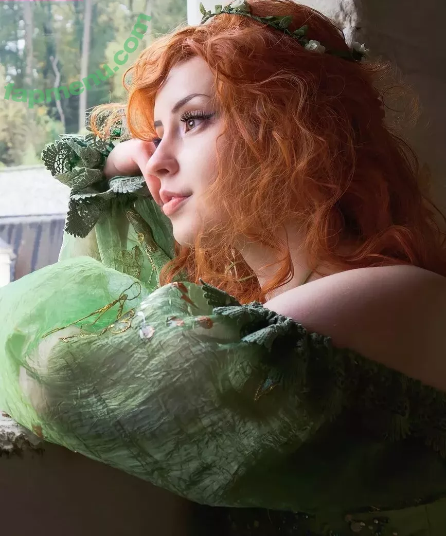 Raineemery nude photo #0188 (emerysealion)