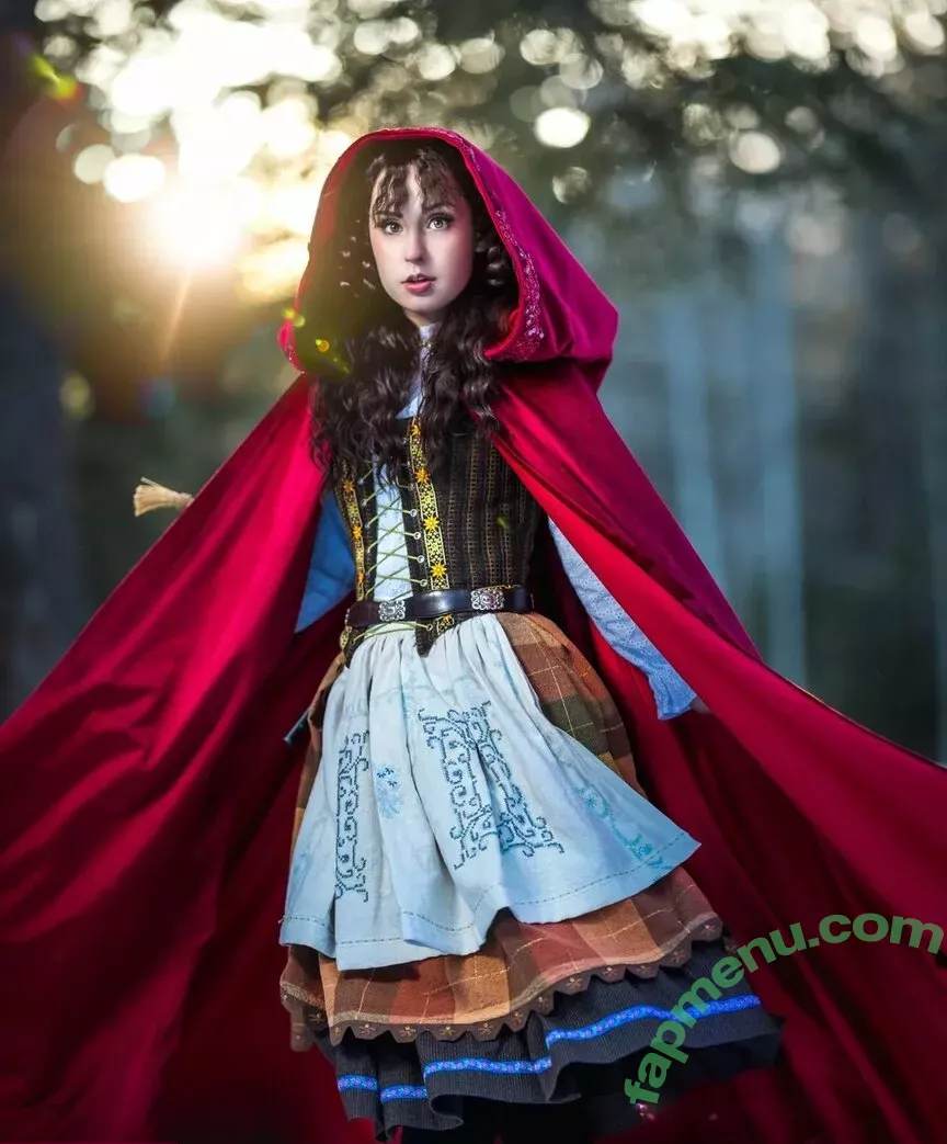 Raineemery nude photo #0197 (emerysealion)