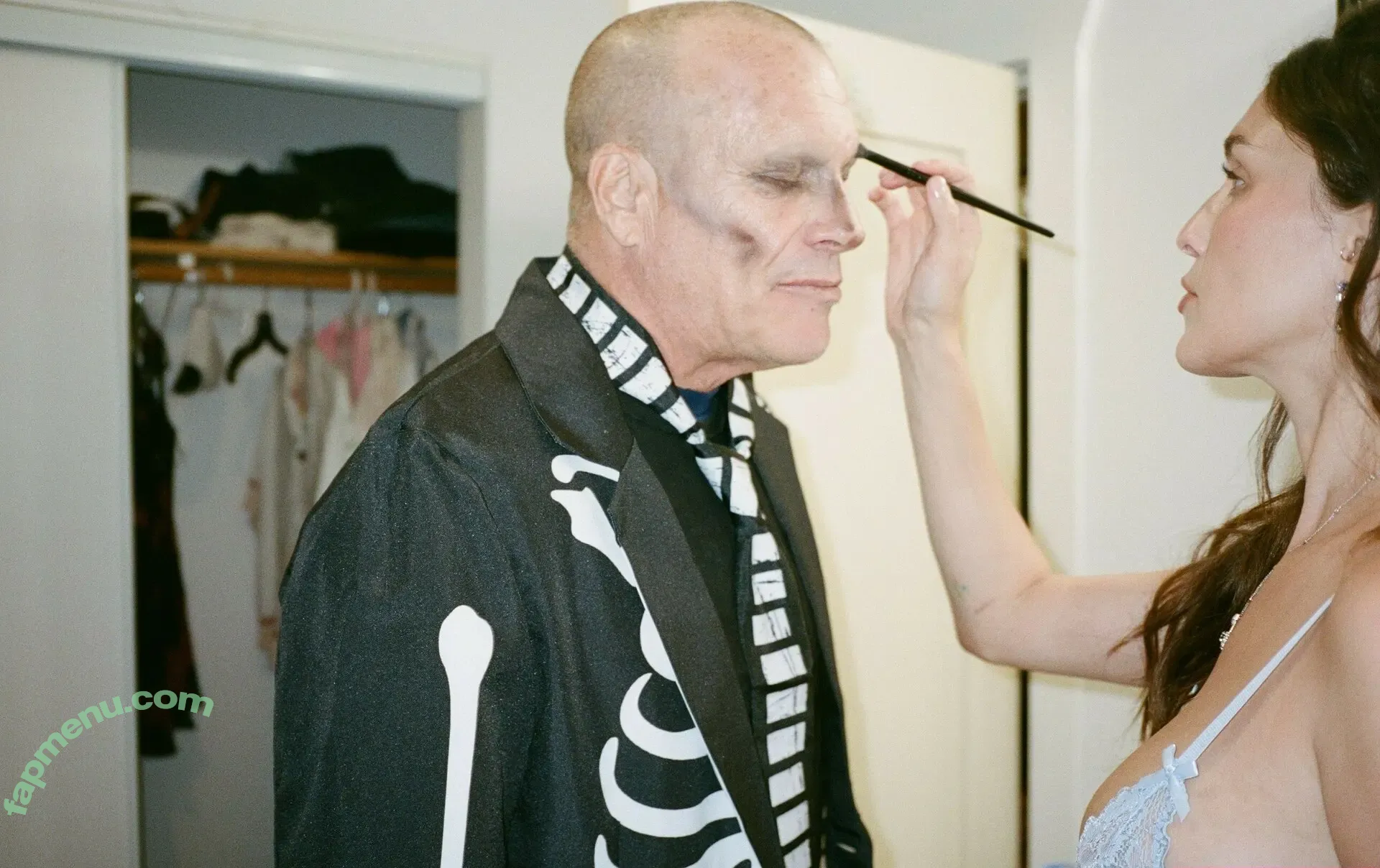 Rainey Qualley nude photo #0096 (Rainsford)