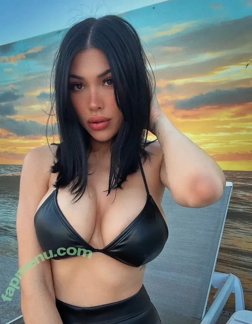 raineyjamesfree nude photo #0036 (raineyjademariecook)