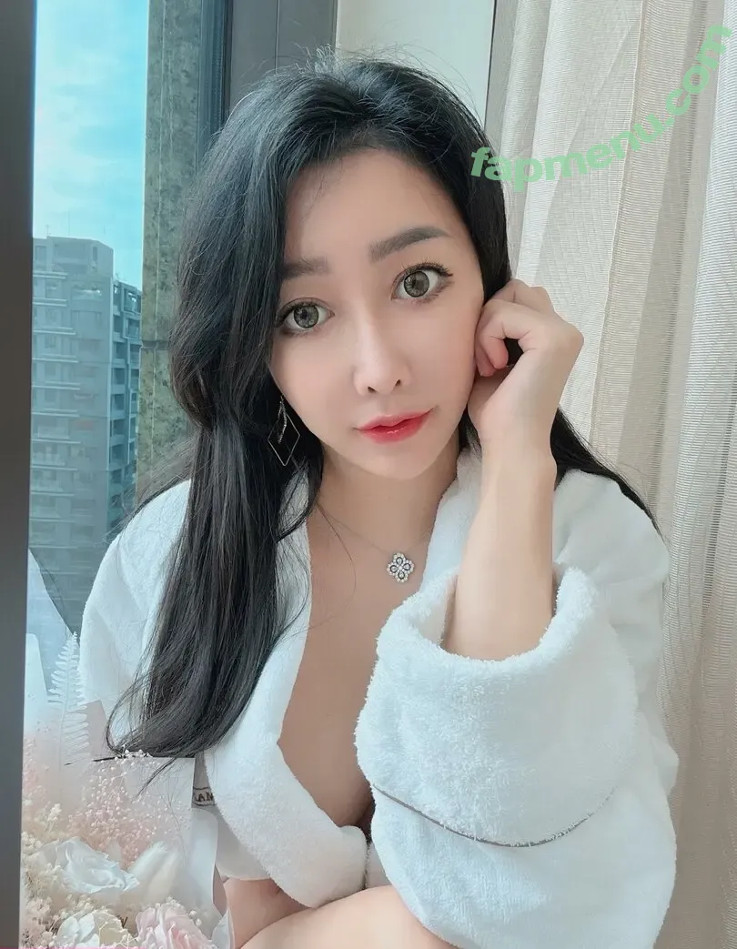 Rainy 以希 鐘小八 nude photo #0017 (rainy.tw)