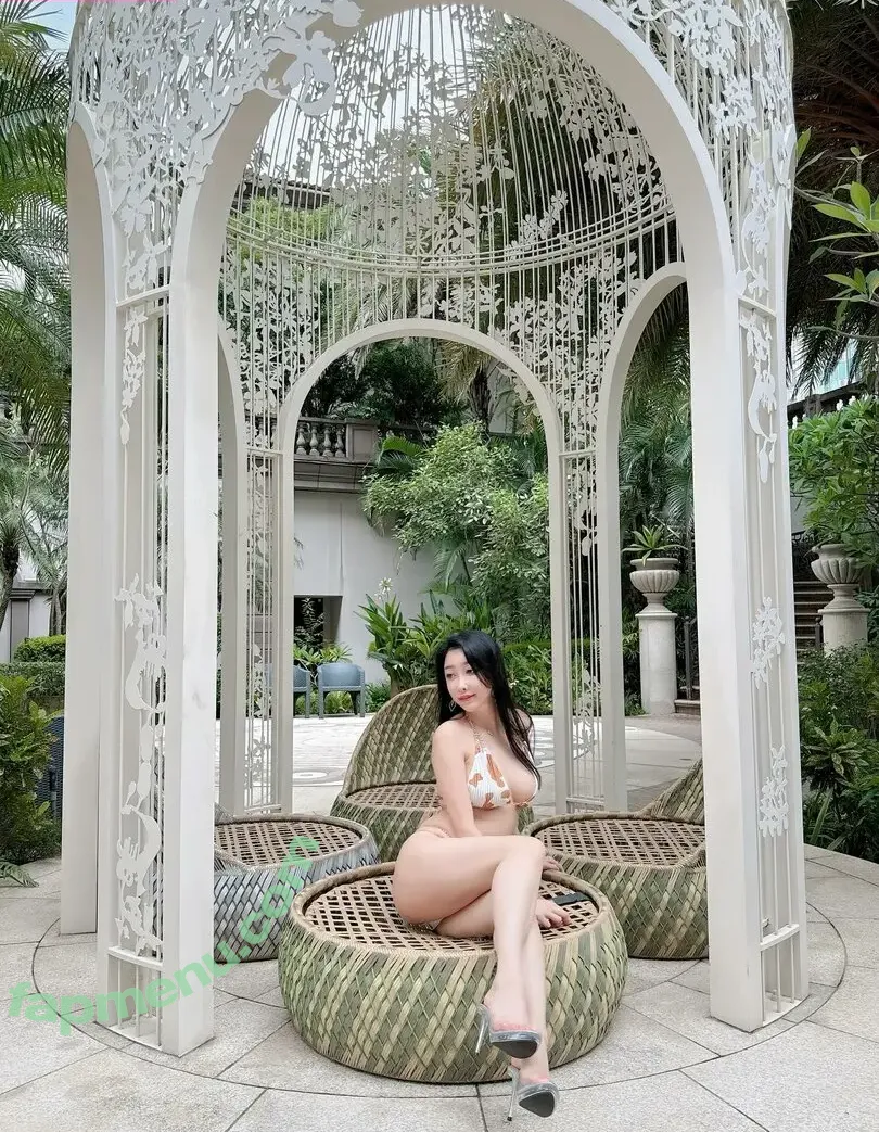 Rainy 以希 鐘小八 nude photo #0018 (rainy.tw)