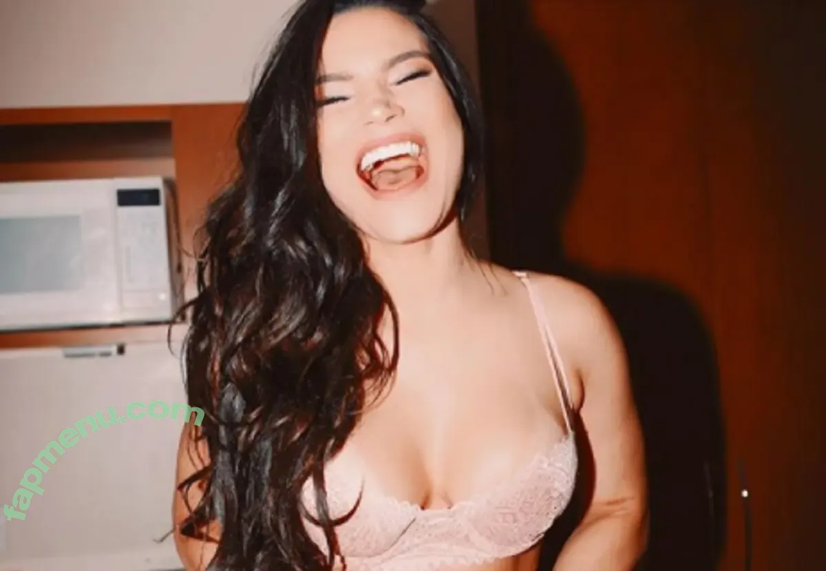 Raissa Barbosa nude photo #0031 (Baby1506 / raiss_bg)