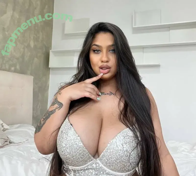Ramona Sanziana nude photo #0024 (ramonacarcota / ramonasanziana)