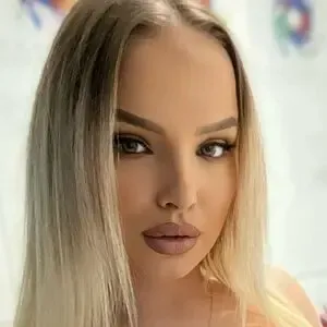 Ramonaioanavip / ramonaioana77 / ramonaioanaa nude photo #0003