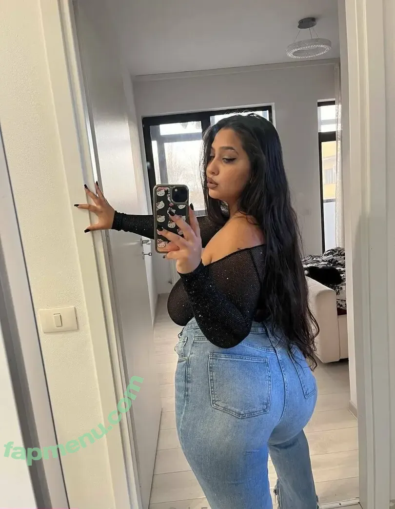 ramonasanziana nude photo #0154 (ramonarenea)