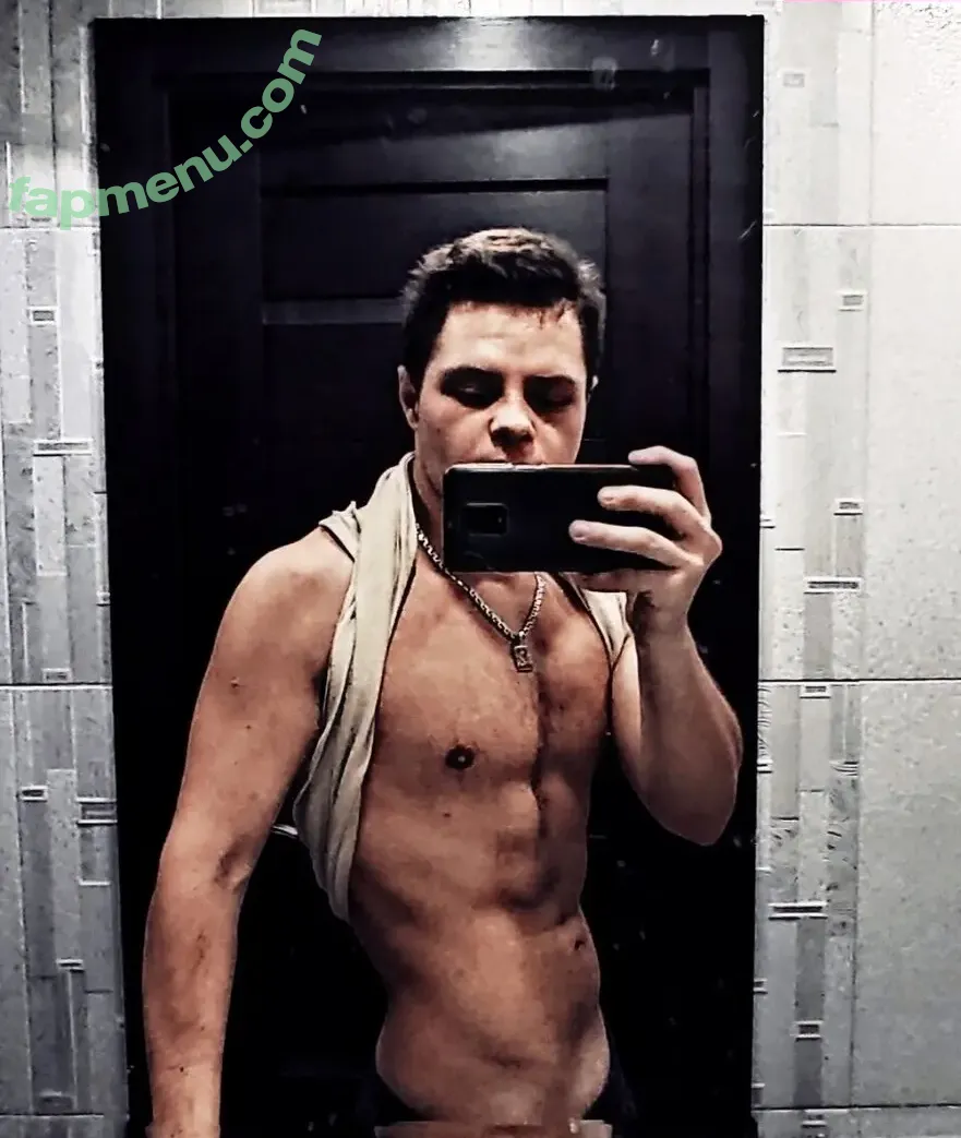 Ramzi Roman Zhigulin nude photo #0072 (iamromandit / ramzi1i)