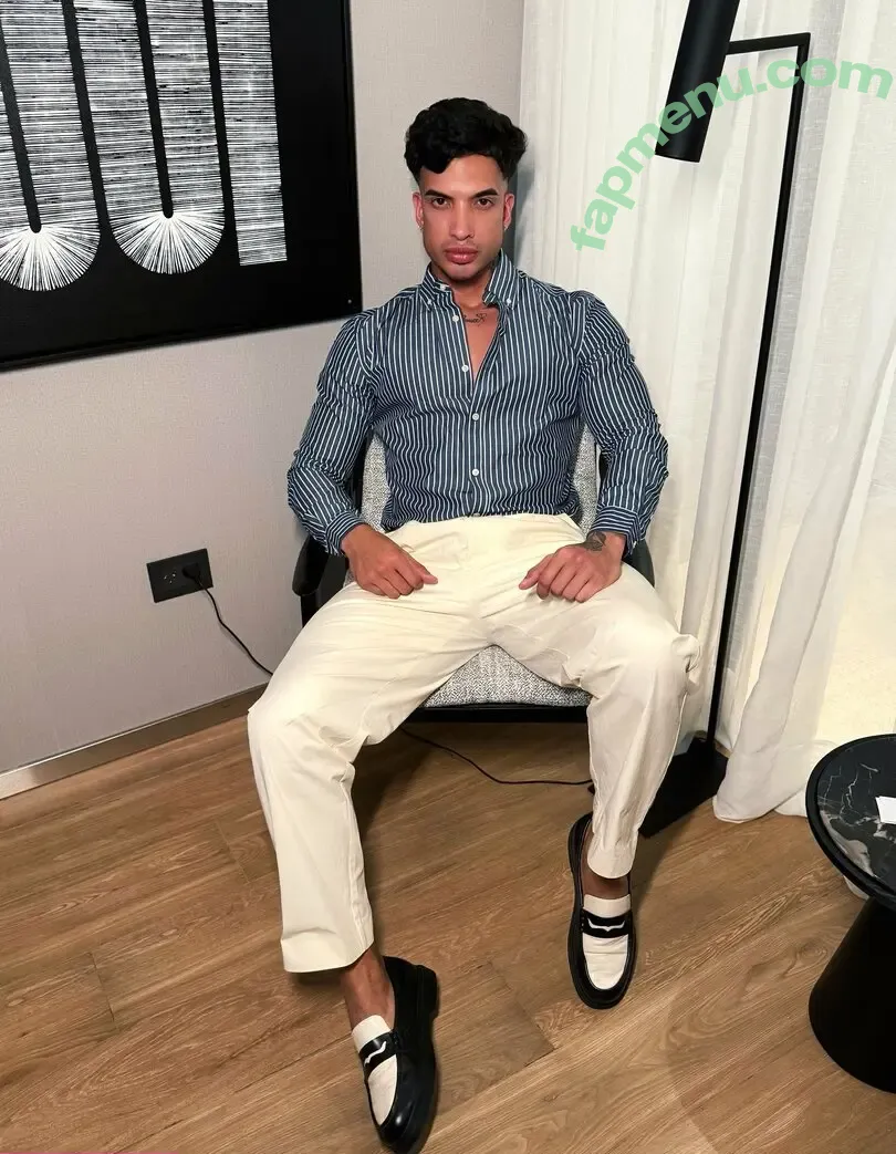 randhyjr nude photo #0007 (randhyj_)